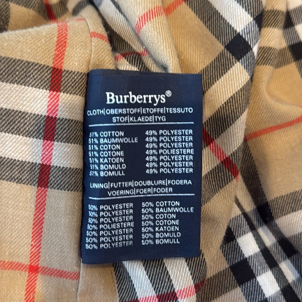 Beautiful Burberry Men’s Trench Coat. Tan size 54 L (EU) 44 L (US). - Picture 7 of 7